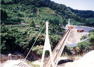 加茂ゆらりんこ橋 ロケ地 福岡フィルムコミッション 加茂ゆらりんこ橋 ロケ地 福岡フィルムコミッション